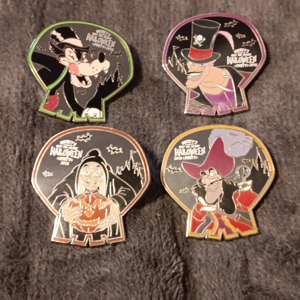 2018 Disney Halloween Villains Pins - Black, Red, Purple
